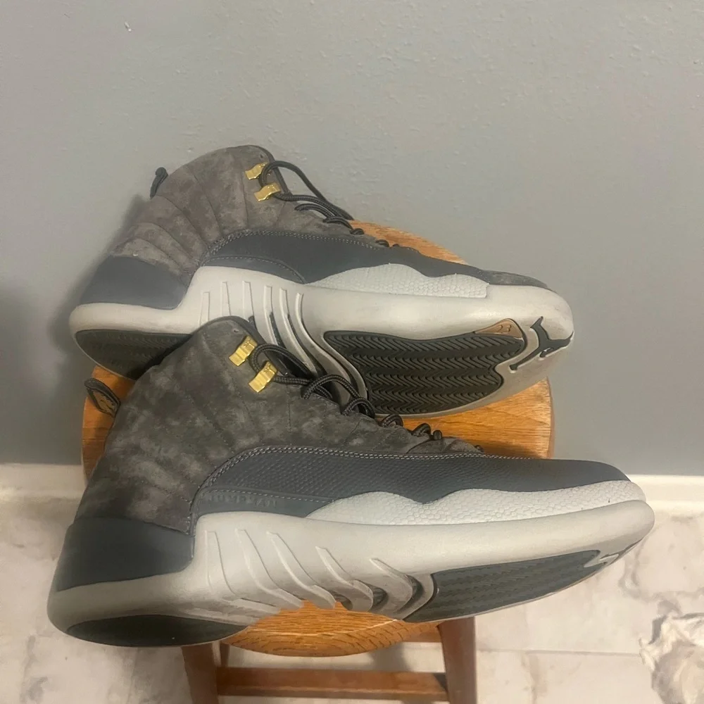 Jordan Black and Gray Athletic Shoes Retro 12 Dark Grey Authentic - Picture 7 of 9